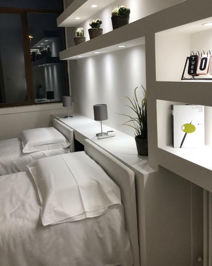 בולוניה Suite I Gessi מראה חיצוני תמונה